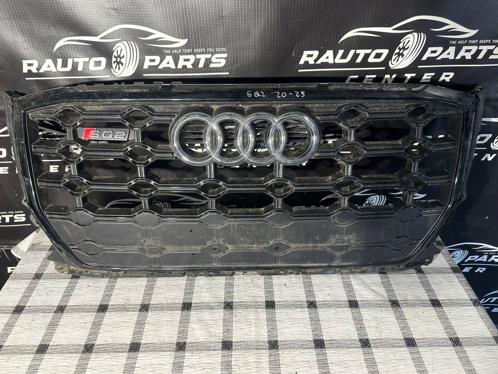 Grila centrala Audi SQ2 Q2 S-Line 2019/2020/2021/2022/2023