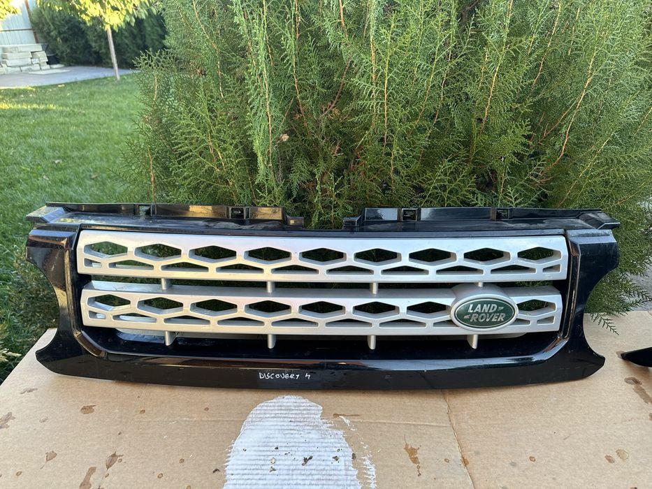 Grila centrala bara fata Land Range Rover Discovery 4 2015-2018