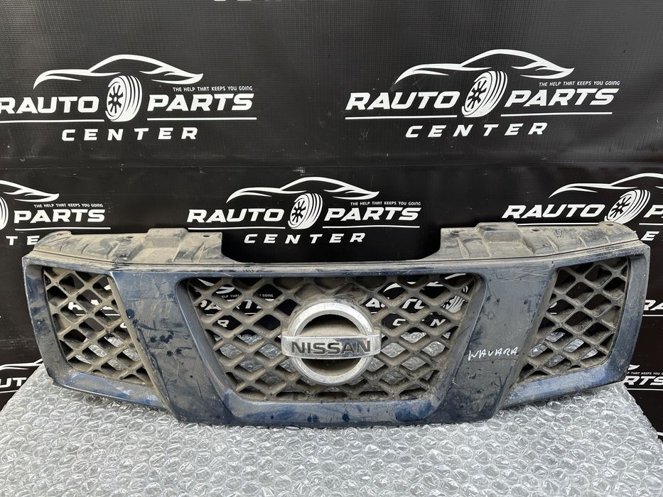 Grila centrala bara fata Nissan Navara