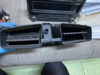 Grila centrala bord Renault Megane 3 2011 252100001R