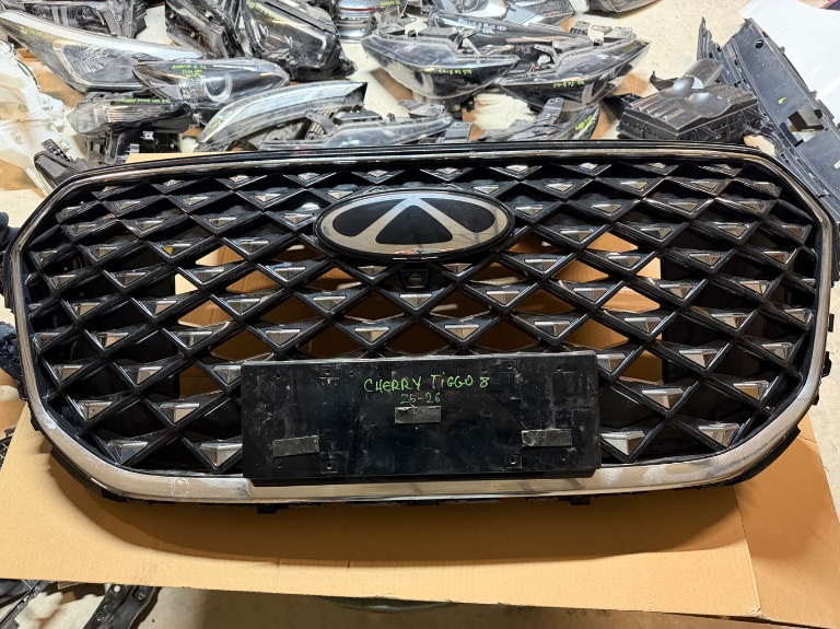 Grila centrala CHERY TIGGO 8 2025/2026