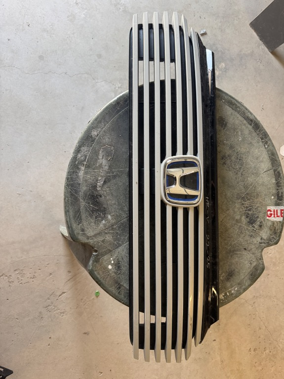 Grila centrala + emblema Honda HRV HR-V 2022/2023/2024/2025