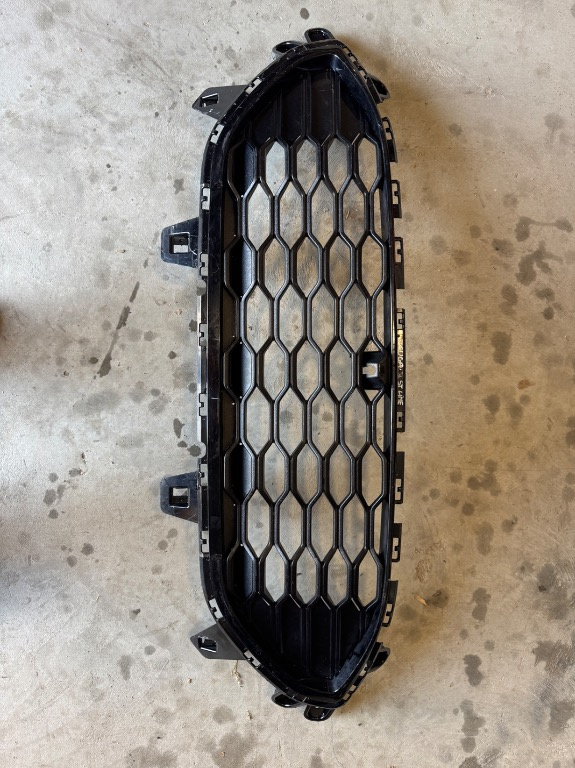 Grila centrala Ford Kuga 3 ST-Line 2019/2020/2021/2022/2023