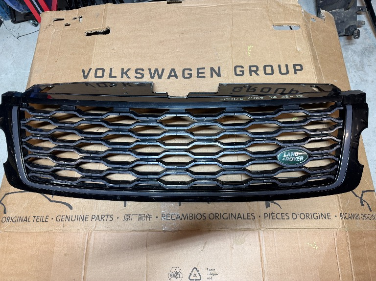 Grila centrala Land Rover Range Rover Vogue L405 Facelift 2018/2019/2020/2021/2022