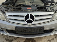 Grila centrala Mercedes C200 W204,2010,motor 2200 CC,136CP,euro 5,cod motor 651913,break