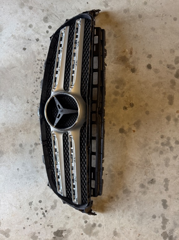 Grila centrala Mercedes E-Class AMG W213 2017/2018/2019/2020/2021/2022/2023