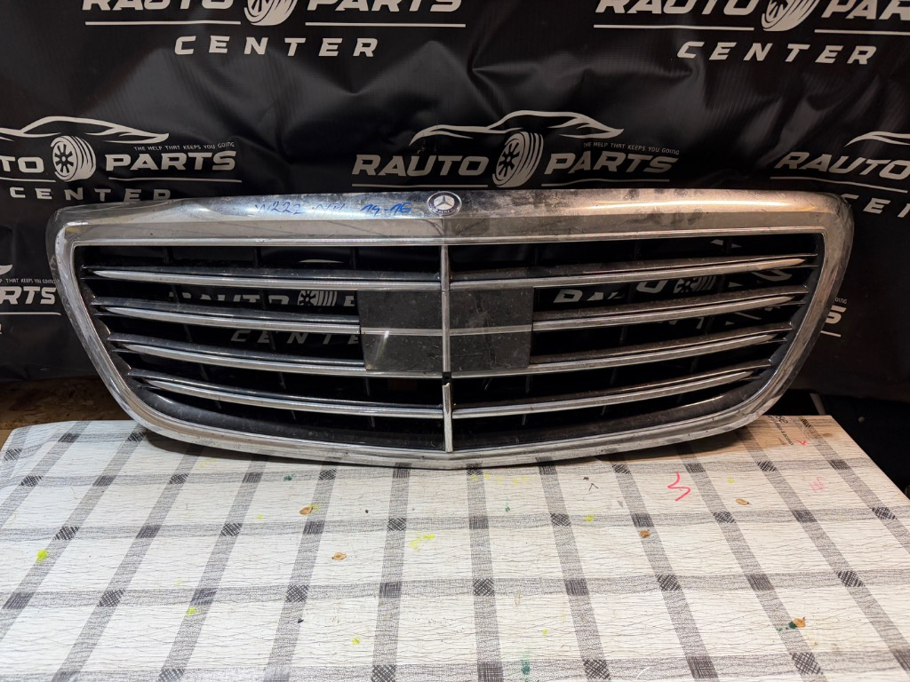 Grila centrala Mercedes S Class W222 Nonfacelift 2014/2015/2016