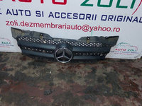 Grila centrala MERCEDES SPRINTER W 906 din 2009