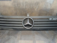 Grila centrala Mercedes Vito W638