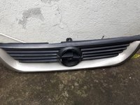 Grila centrala Opel Astra G 2002