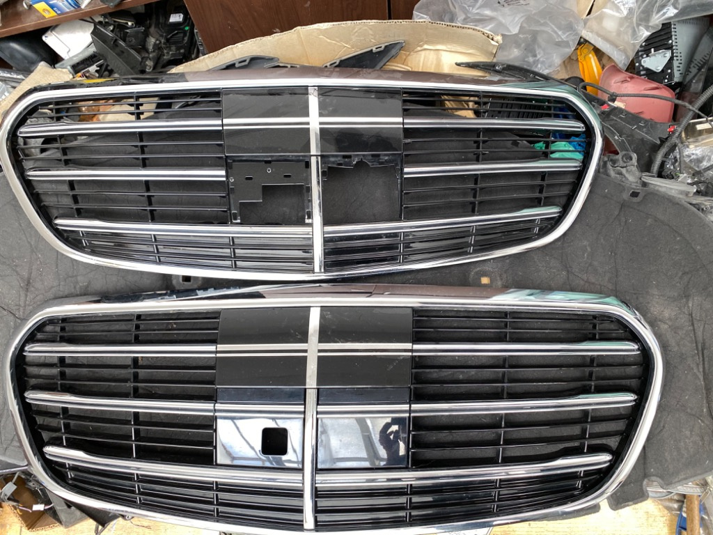 Grila centrala S-Class W223 2020 , 2021 , 2022 , 2023 , 2024 grila radiator bara fata S Class 223 V223