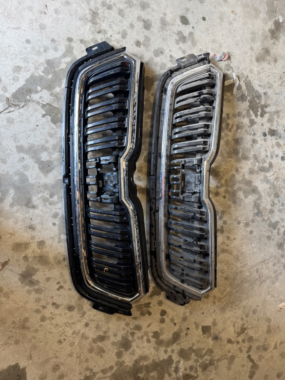 Grila centrala Skoda Kamiq KAMIQ 2019/2020/2021/2022/2023