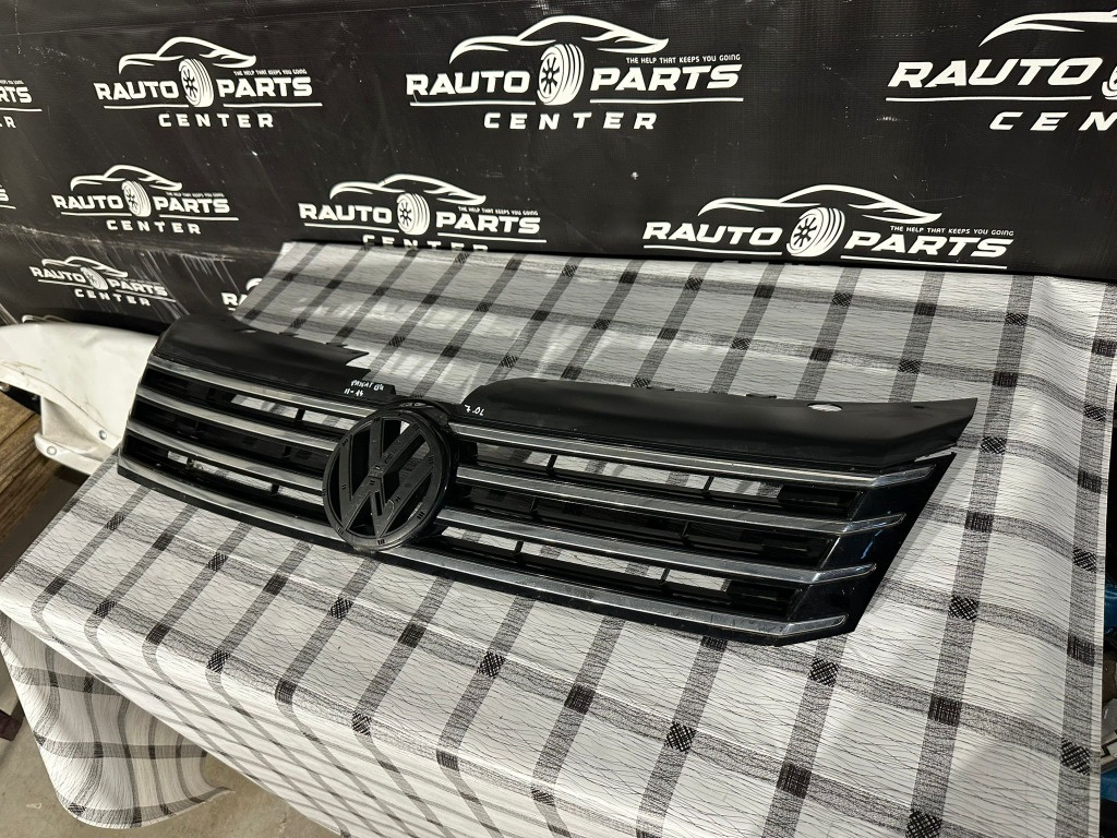 Grila centrala Volkswagen Passat B7 2011/2012/2013/2014
