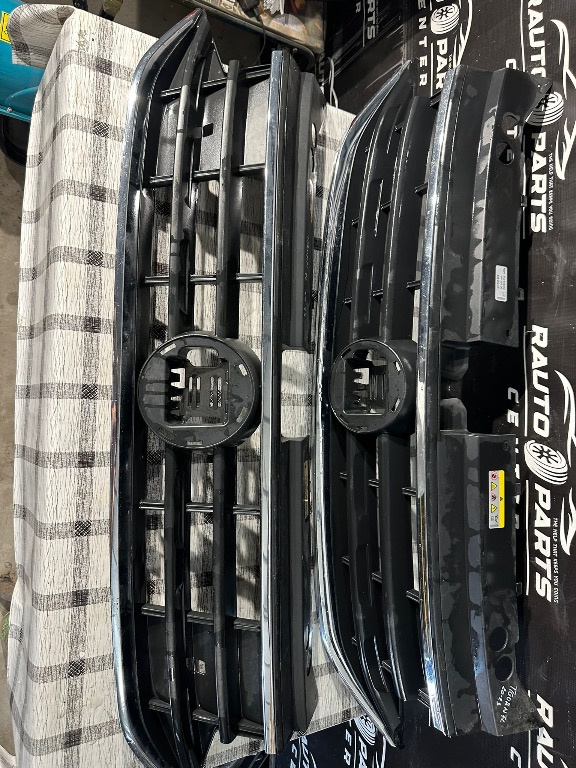 Grila centrala Volkswagen TIGUAN FACELIFT 2020/2021/2022/2023
