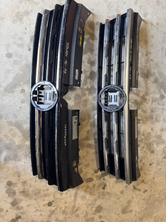 Grila centrala Volkswagen Tiguan R-Line 2016/2017/2018/2019/2020