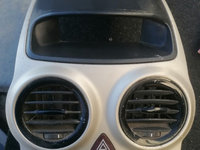 Grila consola centrala bord Opel Corsa D completa cum se vede cu butoane
