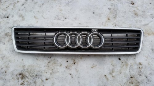 Grila fata Audi A6, 2000