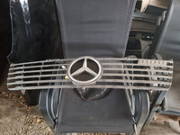 Grila fata mercedes vito w638 110 cdi