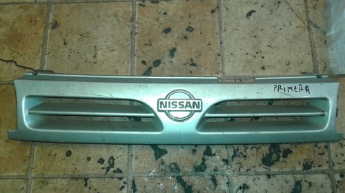 Grila fata Nissan Primera an 1997
