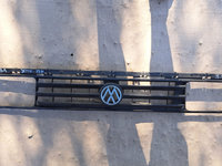 Grila fata Volkswagen Jetta 1991 cod VW07008 ZZ03702