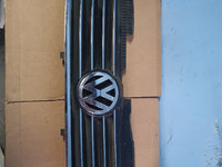 Grila fata Volkswagen Passat B5,5
