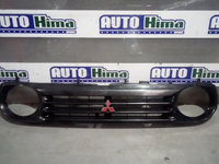 Grila frontala cu emblema MITSUBISHI Pajero Junior 1995-1998