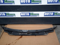 Grila inferioara parbriz la stergator BMW Seria II Active Tourer F45 2013-2021 2.0 d