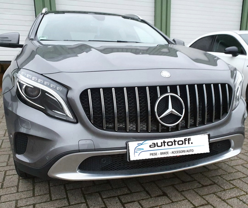 Parrilla panamericana negra para Mercedes GLA 2014-2017