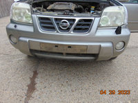 Grila Nissan X Trail t30 2001-2007 grila cu emblema dezmembrez X Trail