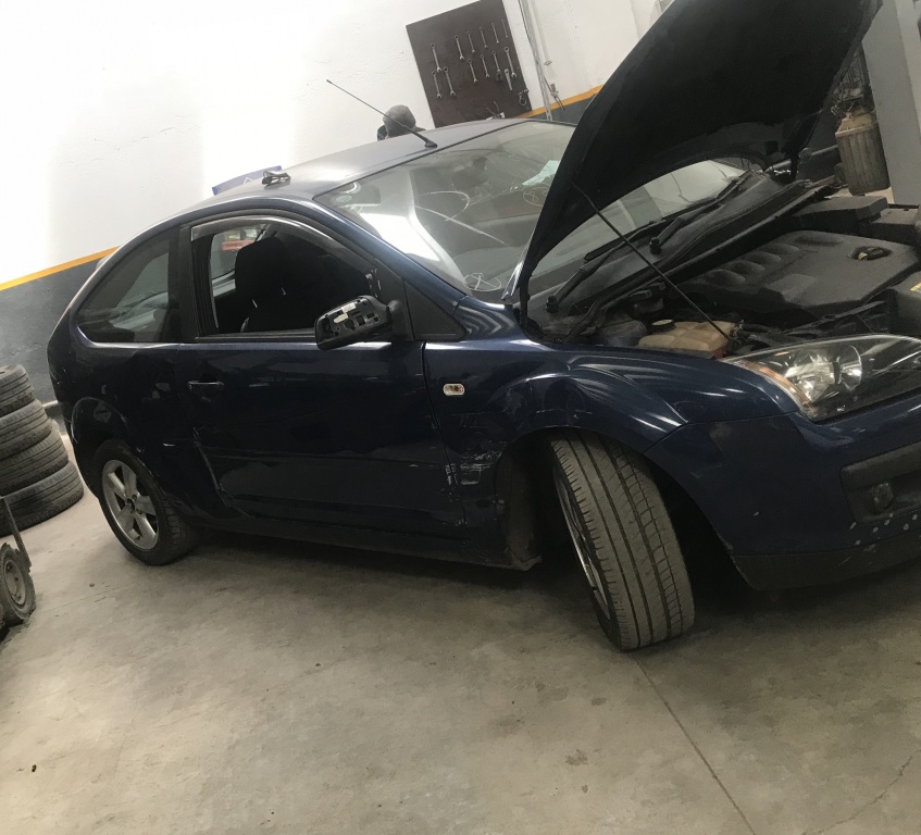 Grila proiector Ford Focus 2007 Hatchbac