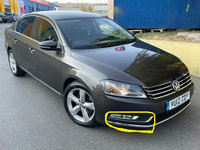 Grila proiector originala cu crom partea dreapta Vw Passat B7 (2010-2014) cod 3AA853666 relist