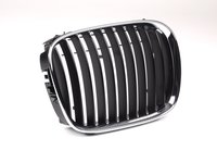 Grila Radiator Am Dreapta Bmw Seria 5 E39 1996-2000 51138159316 Crom/Negru