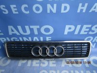 Grila radiator Audi Cabriolet ; 8G0853651G