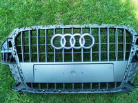 Grila radiator Audi Q3 cod 8U0853651