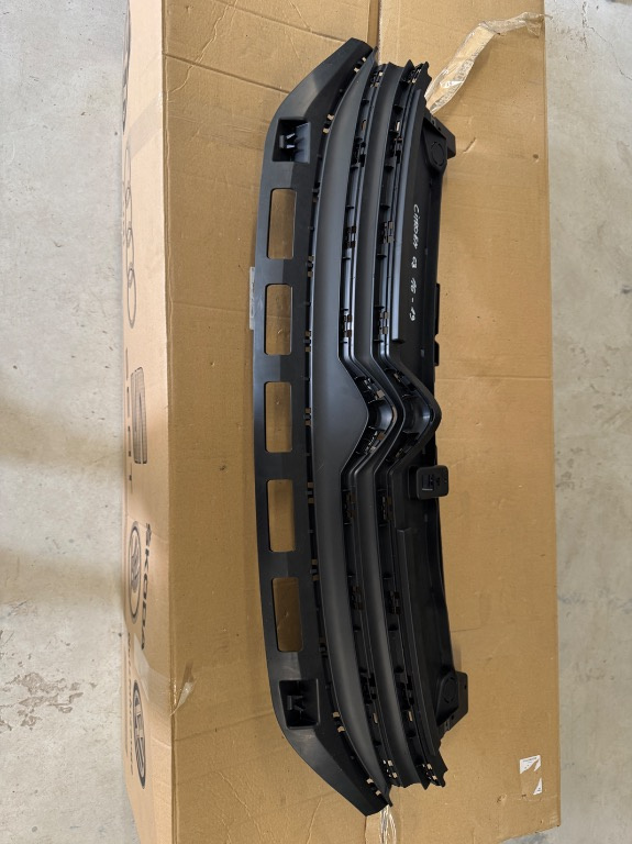 Grila radiator Citroen C3 2016/2017/2018/2019