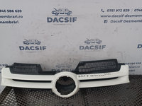 Grila radiator HATCHBACK Volkswagen VW Golf 5 [2003 - 2009] Hatchback 5-usi 1.4 MT (75 hp)