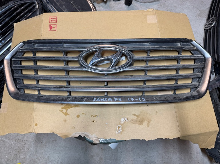 Grila radiator Hyundai Santa Fe 3 Facelift 2017/2018/2019