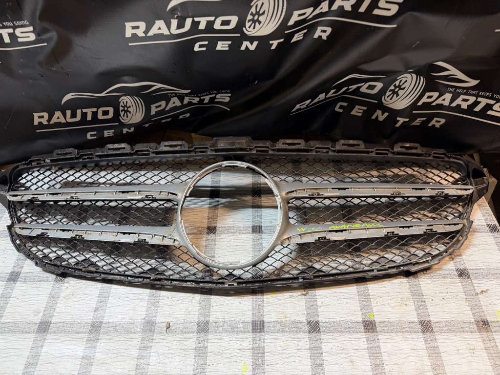 Grila radiator Mercedes C-Class W205 Avantgarde 2014/2015/2016/2017/2018/2019/2020