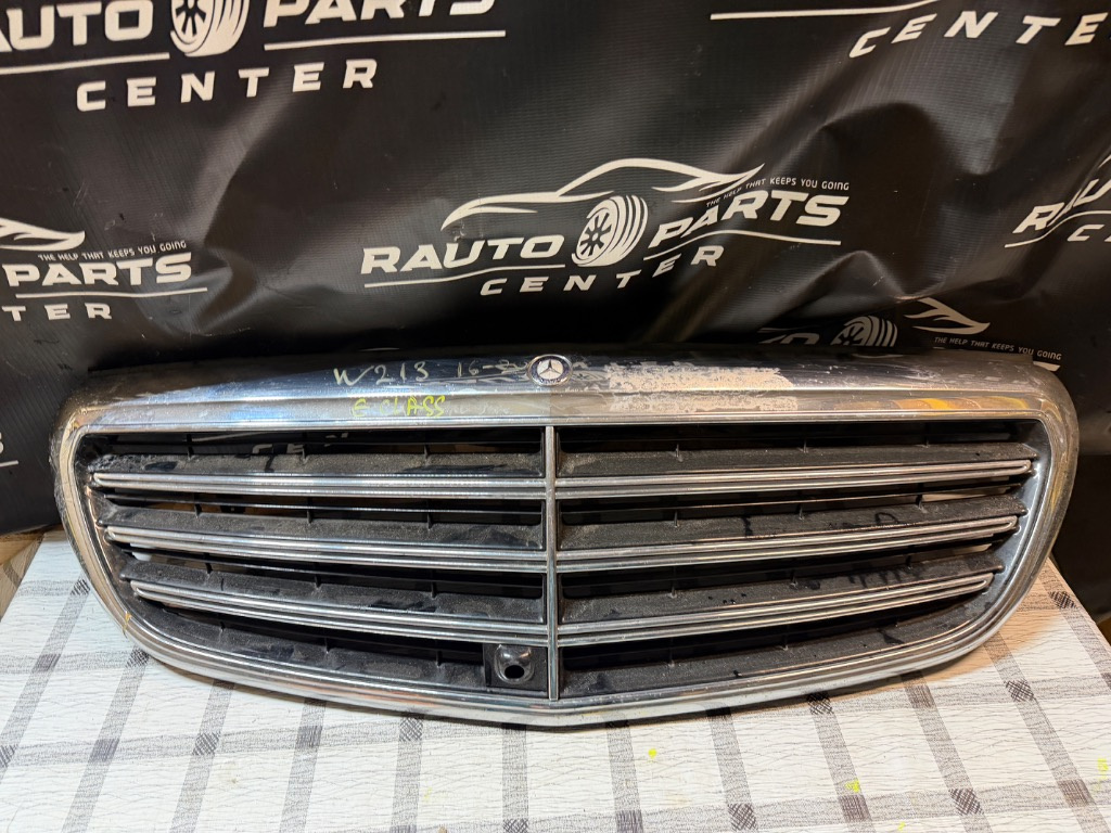 Grila radiator Mercedes E-Class W213 2016/2017/2018/2019/2020