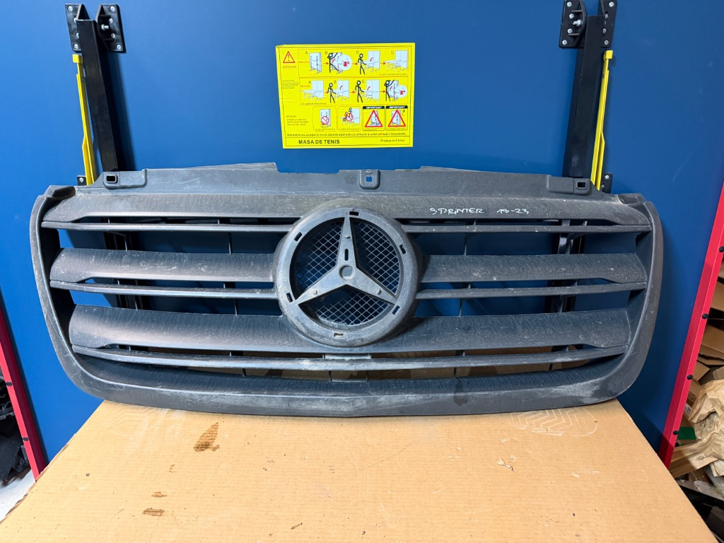 Grila radiator Mercedes Sprinter 907 2019/2020/2021/2022/2023/2024
