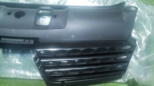 Grila radiator noua Renault Clio 2 Symbol