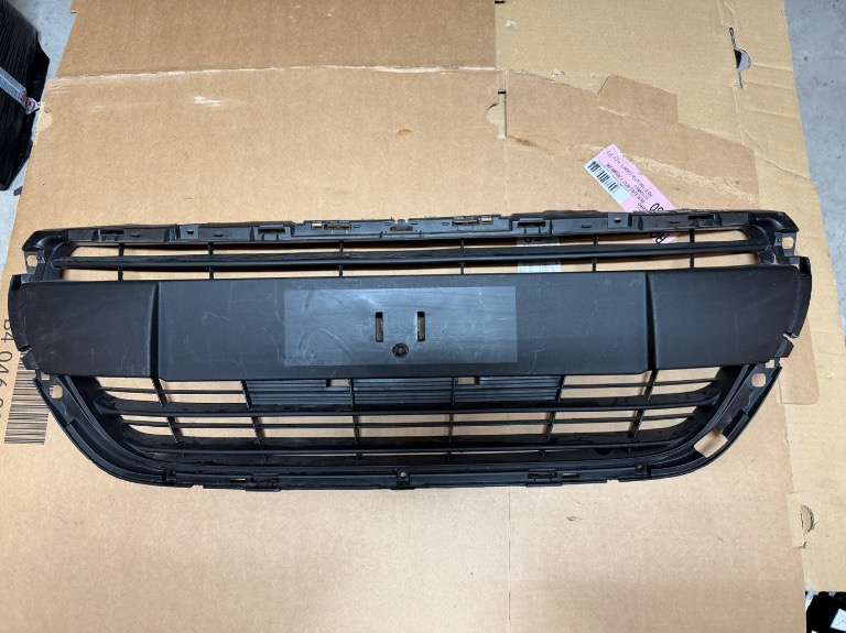 Grila radiator Peugeot 208 2012/2013/2014/2015/2016/2017/2018