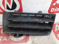 GRILA RADIATOR RENAULT MEGANE II 2008 OEM:8200114157.