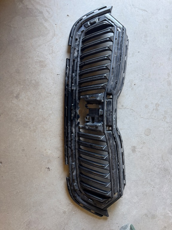 Grila radiator Skoda Octavia 4 2019/2020/2021/2022/2023