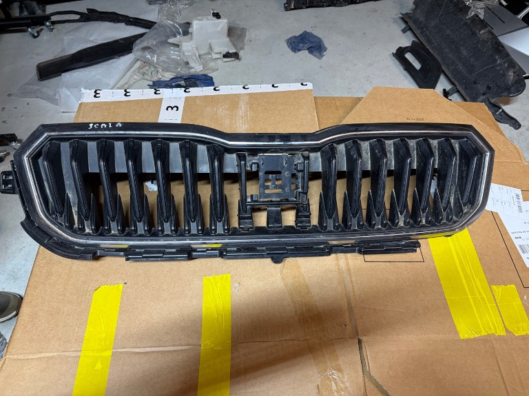 Grila radiator Skoda Scala 2018/2019/2020/2021/2022/2023