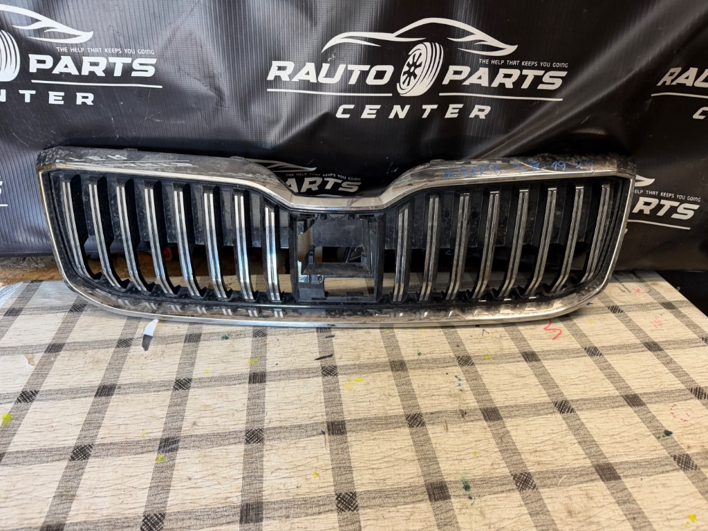 Grila radiator Skoda Superb 3 Facelift 2018/2019/2020/2021/2022/2023