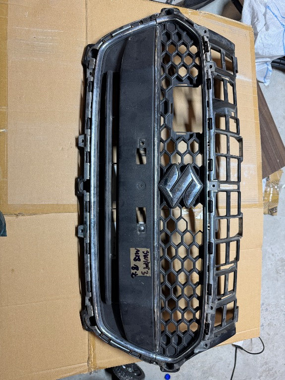 Grila radiator Suzuki Swift Facelift 2020/2021/2022/2023