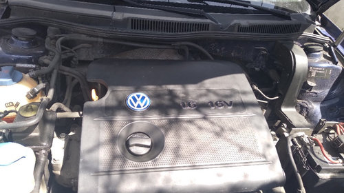 Grila radiator Volkswagen Golf 4 2001 hatchback 1.6 16V,105 CP