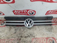 GRILA RADIATOR VOLKSWAGEN GOLF IV 2001 OEM:1J0853651H.