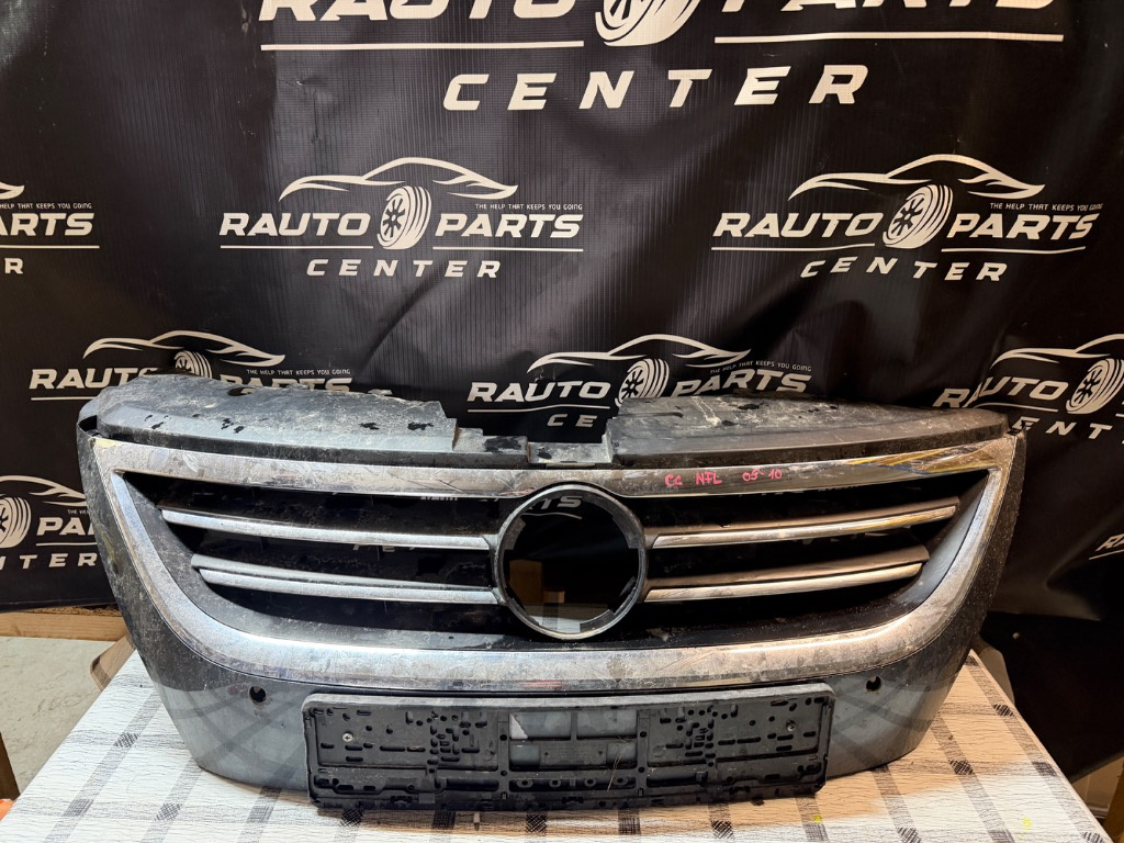 Grila radiator Volkswagen Passat CC Nonfacelift 2008/2009/2010/2011/2012